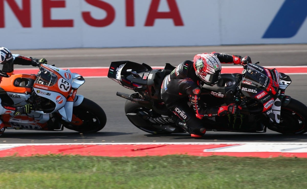 bezzecchi gan en mandalika con 52 grados 1200x740 1 Bezzecchi ganó con 52 grados de pista y 17 curvas: Aprilia queda a solo 14 puntos del líde