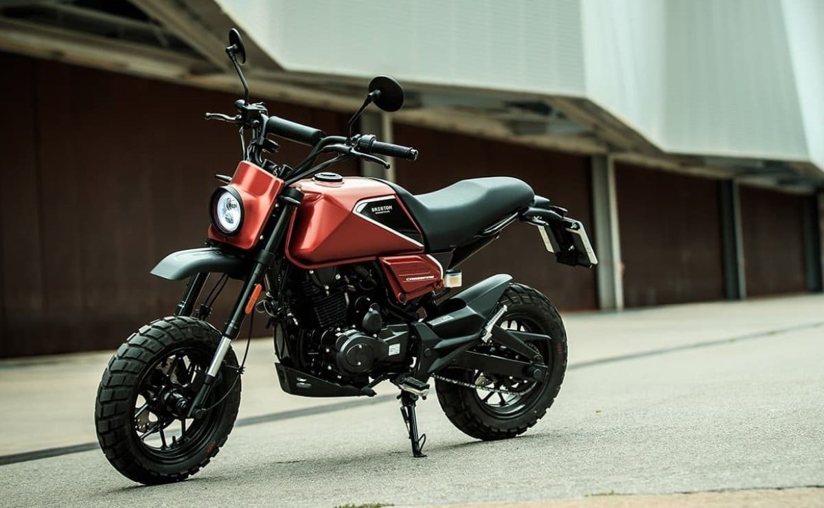 brixton crossfire 125 xs parece una mini 1