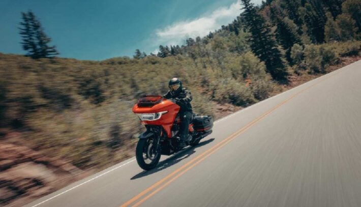 Harley-Davidson trae a la Argentina una de sus motos más exclusivas: la CVO Road Glide ST 2026