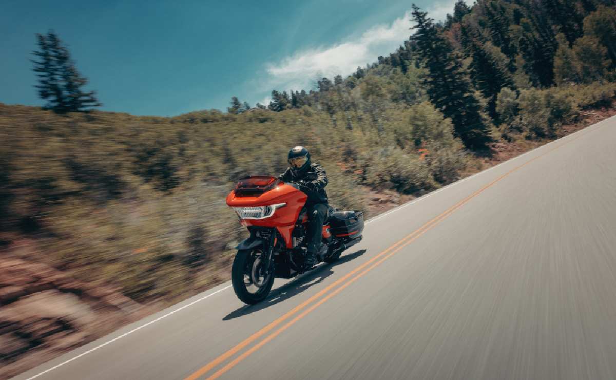 harey davidson CVO Road Glide ST 2026 2 Harley-Davidson trae a la Argentina una de sus motos más exclusivas: la CVO Road Glide ST 2026