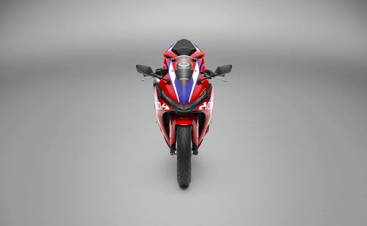 honda cbr500r four3 Esta 500 cc es la respuesta de Honda a las deportivas chinas de cuatro cilindros