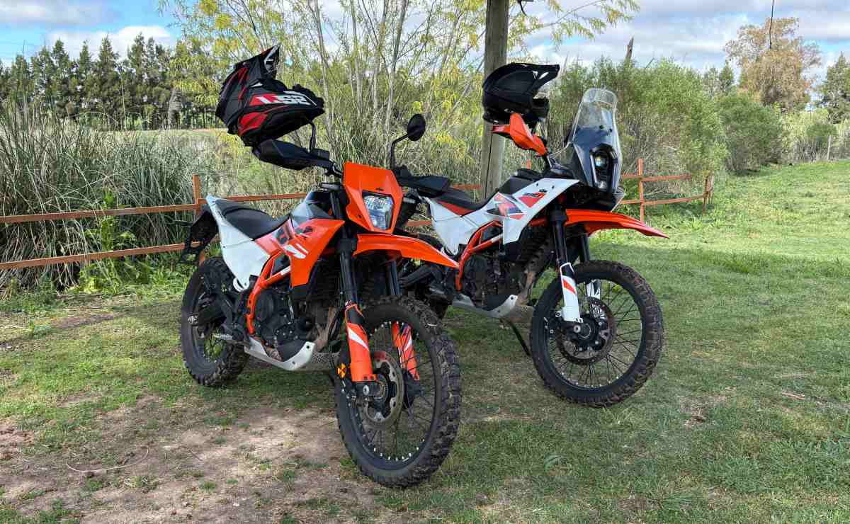 Comparativa KTM 390 Enduro R Vs KTM 390 Adventure R