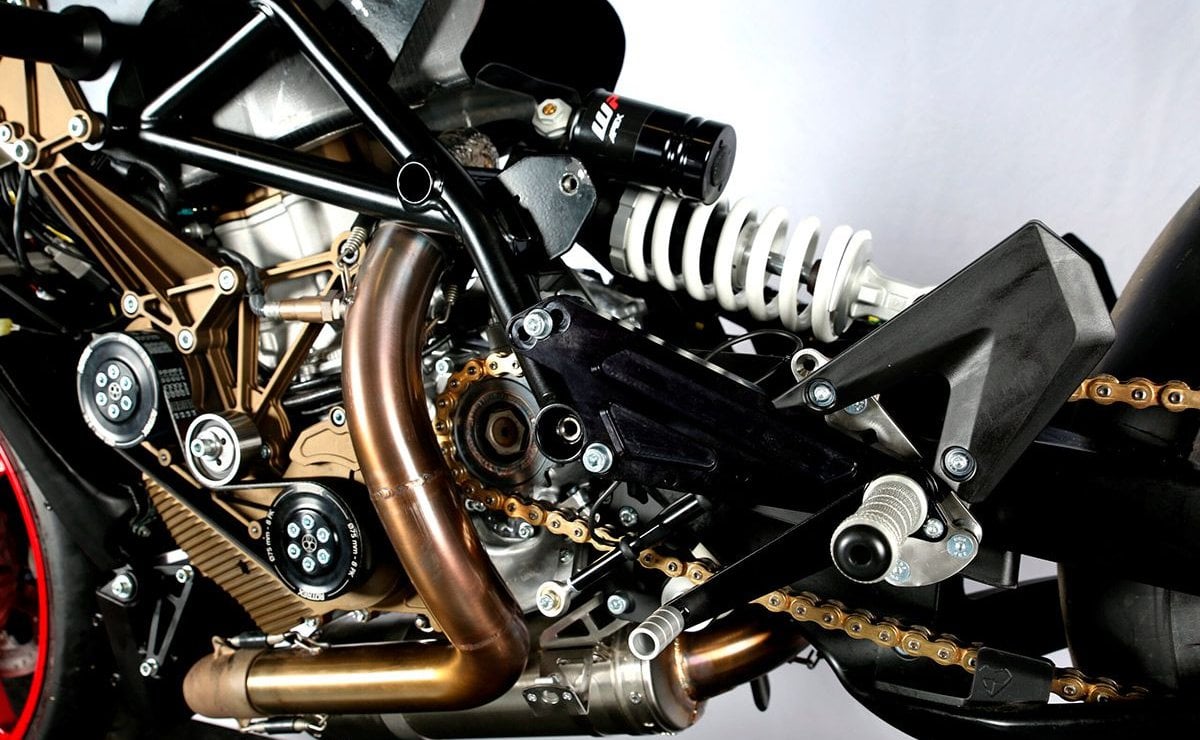 moto deportiva motor yamaha4