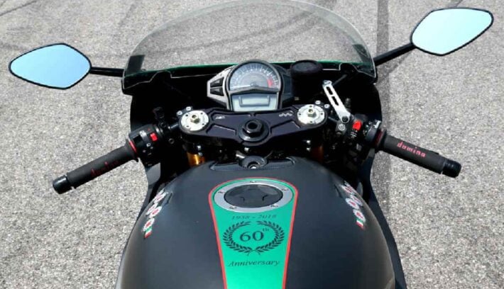 Moto deportiva Paton