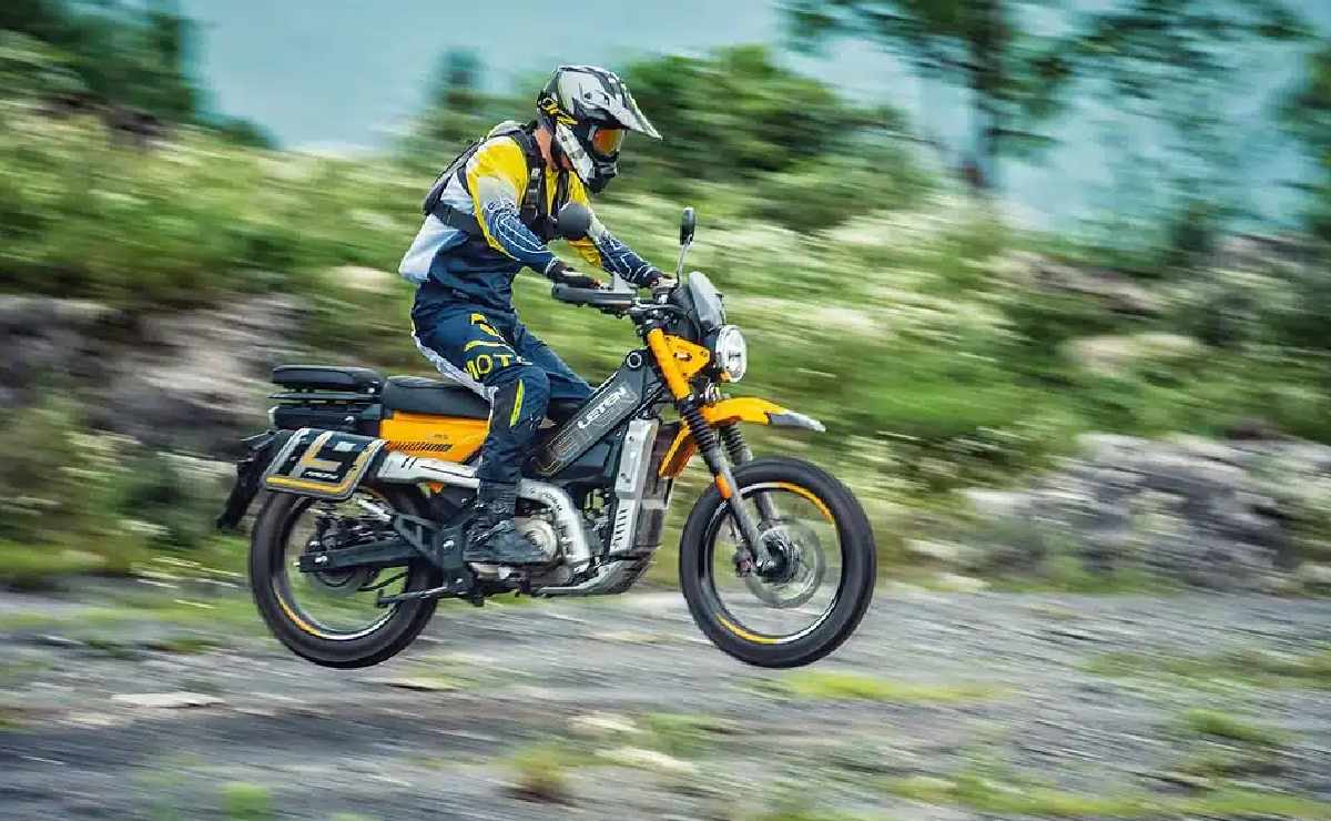 Esta moto todoterreno de 190 cc va contra una querida Honda, pero es más barata