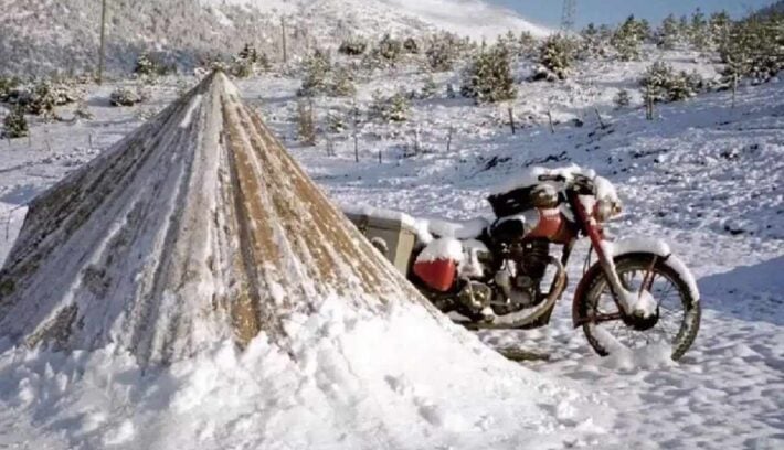 Royal Enfield vuelta al mundo