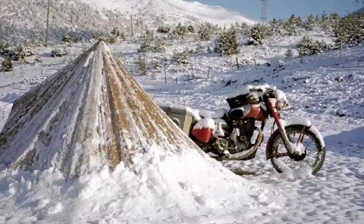 Royal Enfield vuelta al mundo
