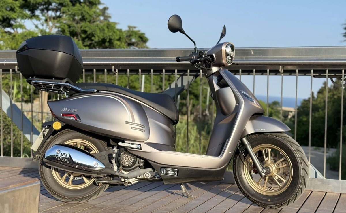 scooter retro 125 con abs led y usb de s 2