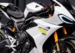 Triumph Daytona 798
