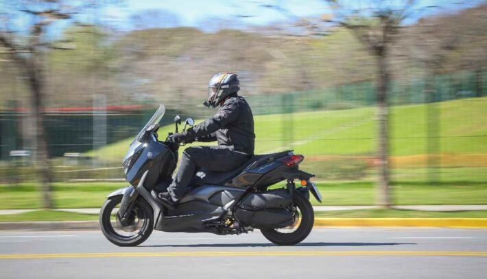 yamaha-xmax-300-test-ride