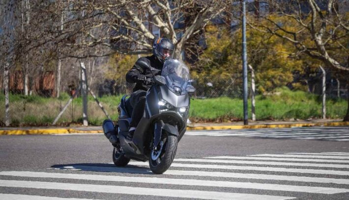yamaha-xmax-300-test-ride