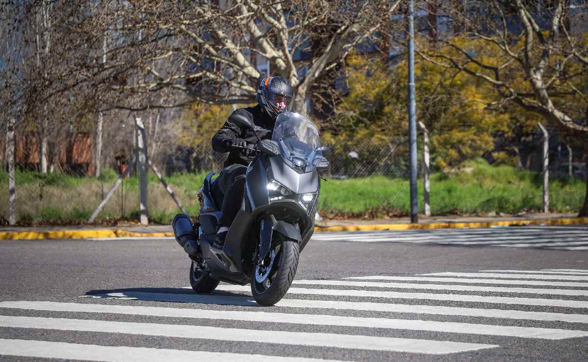 yamaha xmax 300 test ride yamaha-xmax-300-test-ride