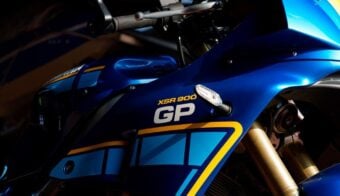 yamaha xsr900 legend blue3 Yamaha XSR 900 GP Legend Blue