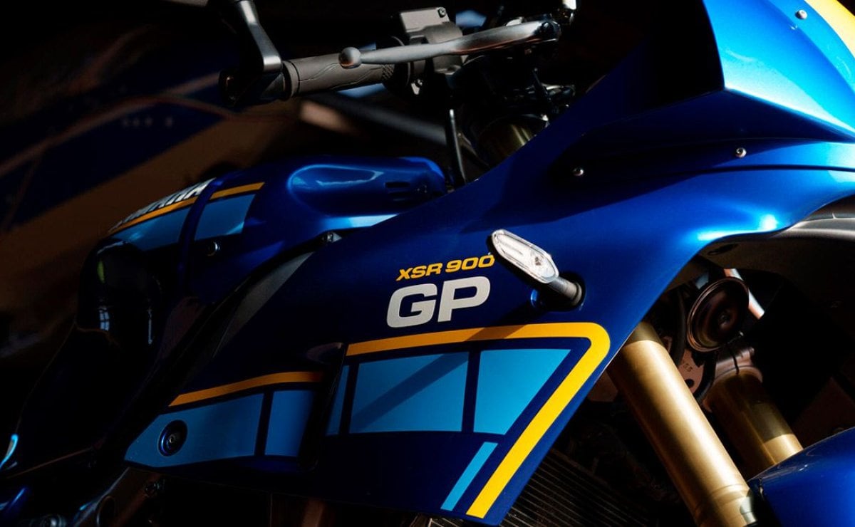 Yamaha XSR 900 GP  Legend Blue