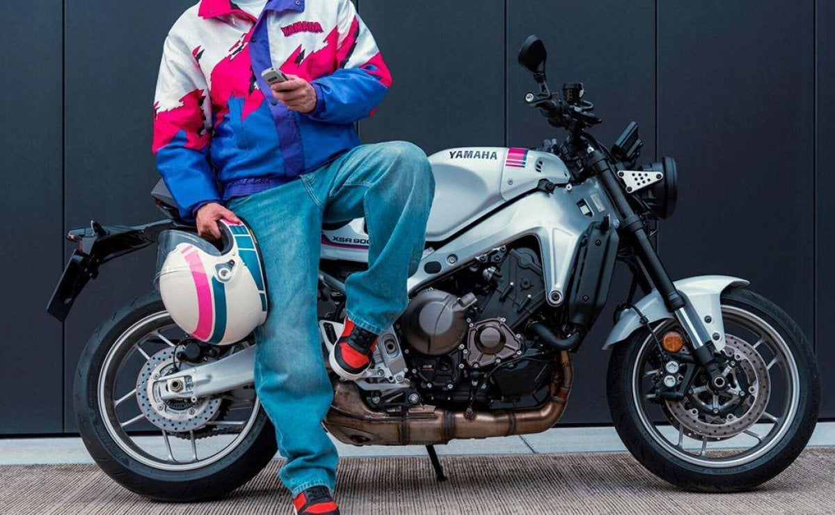 Yamaha XSR900 2027: Un Salto al Pasado con el Retorno del Rosa y Tecnología Moderna